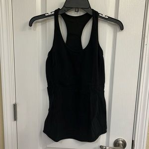 Lululemon black tank size 6